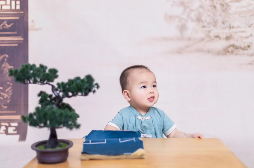迁安市宝宝喊肚子疼怎么回事